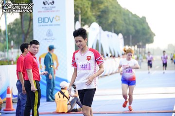 BINH DUONG NEW CITY HALF MARATHON 2024 - Ảnh #1758371