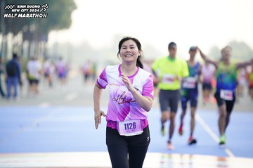 BINH DUONG NEW CITY HALF MARATHON 2024 - Ảnh #1763416