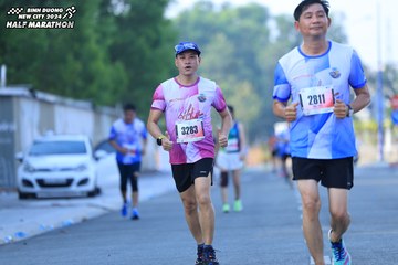 BINH DUONG NEW CITY HALF MARATHON 2024 - Ảnh #1767550