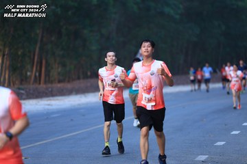 BINH DUONG NEW CITY HALF MARATHON 2024 - Ảnh #1750501