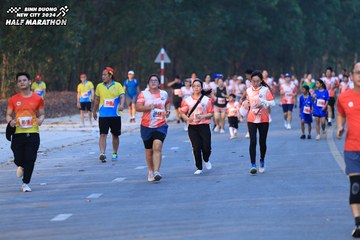BINH DUONG NEW CITY HALF MARATHON 2024 - Ảnh #1772286
