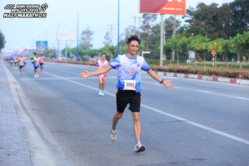 BINH DUONG NEW CITY HALF MARATHON 2024 - Ảnh #1769838