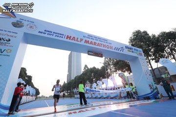 BINH DUONG NEW CITY HALF MARATHON 2024 - Ảnh #1738337