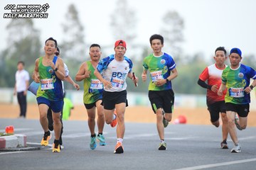 BINH DUONG NEW CITY HALF MARATHON 2024 - Ảnh #1737118