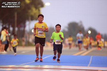 BINH DUONG NEW CITY HALF MARATHON 2024 - Ảnh #1724452