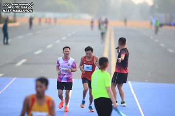 BINH DUONG NEW CITY HALF MARATHON 2024 - Ảnh #1739375
