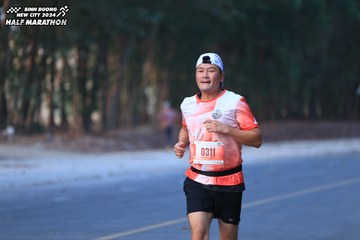 BINH DUONG NEW CITY HALF MARATHON 2024 - Ảnh #1750336