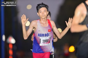 BINH DUONG NEW CITY HALF MARATHON 2024 - Ảnh #1755890