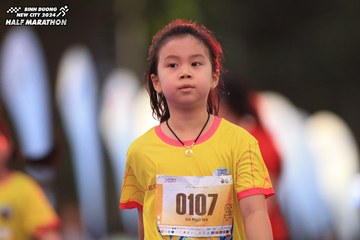 BINH DUONG NEW CITY HALF MARATHON 2024 - Ảnh #1724449