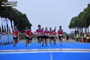 BINH DUONG NEW CITY HALF MARATHON 2024 - Ảnh #1737233