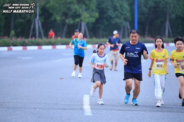 BINH DUONG NEW CITY HALF MARATHON 2024 - Ảnh #1726476