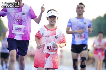 BINH DUONG NEW CITY HALF MARATHON 2024 - Ảnh #1763626
