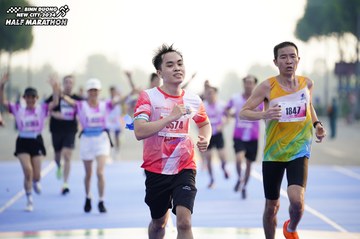 BINH DUONG NEW CITY HALF MARATHON 2024 - Ảnh #1761334