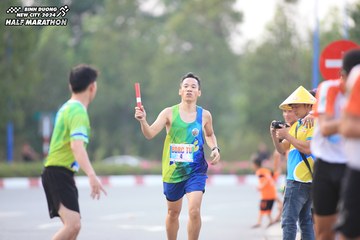 BINH DUONG NEW CITY HALF MARATHON 2024 - Ảnh #1736704