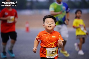 BINH DUONG NEW CITY HALF MARATHON 2024 - Ảnh #1725768