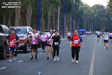 BINH DUONG NEW CITY HALF MARATHON 2024 - Ảnh #1755659