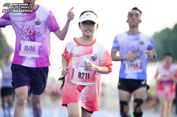 BINH DUONG NEW CITY HALF MARATHON 2024 - Ảnh #1763625