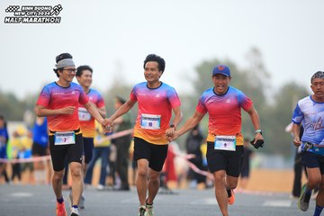 BINH DUONG NEW CITY HALF MARATHON 2024 - Ảnh #1737109