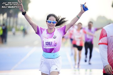 BINH DUONG NEW CITY HALF MARATHON 2024 - Ảnh #1758495