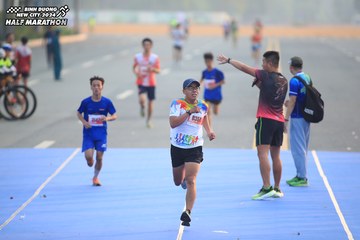 BINH DUONG NEW CITY HALF MARATHON 2024 - Ảnh #1740040