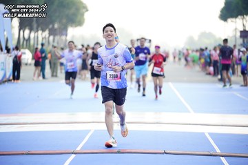 BINH DUONG NEW CITY HALF MARATHON 2024 - Ảnh #1759059