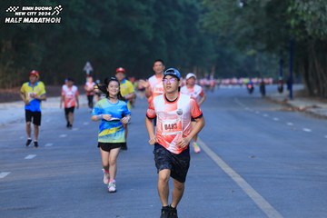 BINH DUONG NEW CITY HALF MARATHON 2024 - Ảnh #1771756