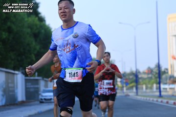 BINH DUONG NEW CITY HALF MARATHON 2024 - Ảnh #1776199