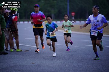BINH DUONG NEW CITY HALF MARATHON 2024 - Ảnh #1724933