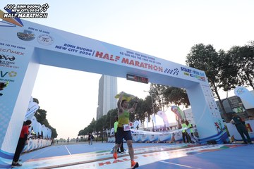 BINH DUONG NEW CITY HALF MARATHON 2024 - Ảnh #1738345