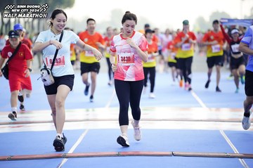 BINH DUONG NEW CITY HALF MARATHON 2024 - Ảnh #1758900