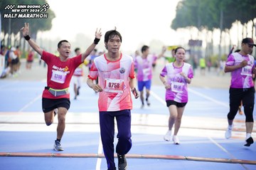 BINH DUONG NEW CITY HALF MARATHON 2024 - Ảnh #1762334