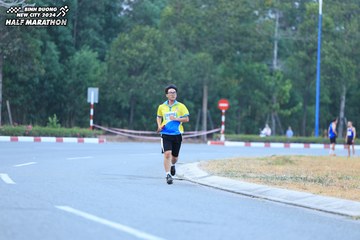 BINH DUONG NEW CITY HALF MARATHON 2024 - Ảnh #1735955