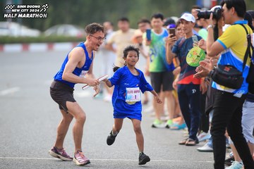 BINH DUONG NEW CITY HALF MARATHON 2024 - Ảnh #1736235