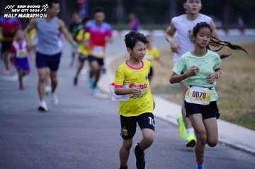 BINH DUONG NEW CITY HALF MARATHON 2024 - Ảnh #1724591