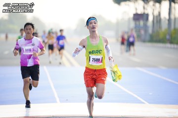 BINH DUONG NEW CITY HALF MARATHON 2024 - Ảnh #1756923