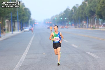 BINH DUONG NEW CITY HALF MARATHON 2024 - Ảnh #1739530