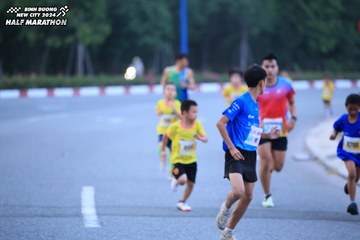 BINH DUONG NEW CITY HALF MARATHON 2024 - Ảnh #1726223