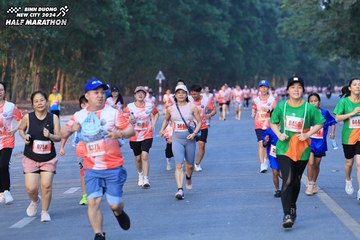 BINH DUONG NEW CITY HALF MARATHON 2024 - Ảnh #1772404