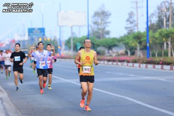 BINH DUONG NEW CITY HALF MARATHON 2024 - Ảnh #1770298