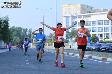 BINH DUONG NEW CITY HALF MARATHON 2024 - Ảnh #1766195