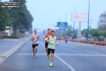 BINH DUONG NEW CITY HALF MARATHON 2024 - Ảnh #1765426