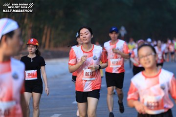 BINH DUONG NEW CITY HALF MARATHON 2024 - Ảnh #1772059