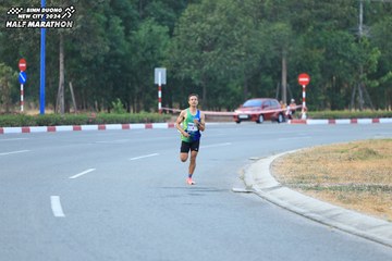 BINH DUONG NEW CITY HALF MARATHON 2024 - Ảnh #1735103