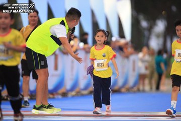 BINH DUONG NEW CITY HALF MARATHON 2024 - Ảnh #1724362