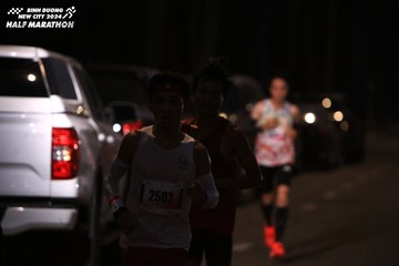 BINH DUONG NEW CITY HALF MARATHON 2024 - Ảnh #1740013