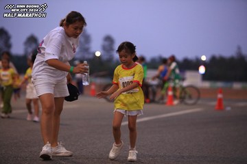 BINH DUONG NEW CITY HALF MARATHON 2024 - Ảnh #1728411