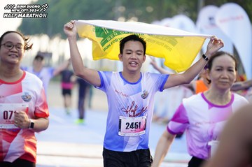 BINH DUONG NEW CITY HALF MARATHON 2024 - Ảnh #1762156
