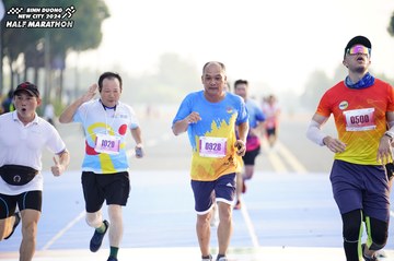 BINH DUONG NEW CITY HALF MARATHON 2024 - Ảnh #1758413