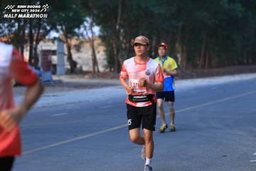 BINH DUONG NEW CITY HALF MARATHON 2024 - Ảnh #1750282