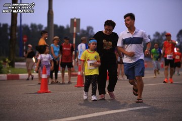 BINH DUONG NEW CITY HALF MARATHON 2024 - Ảnh #1728385